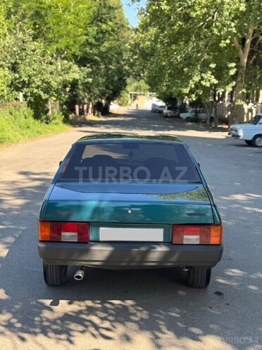 LADA (VAZ) 21099-8