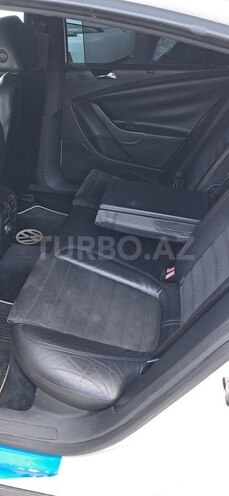 Volkswagen Passat-11