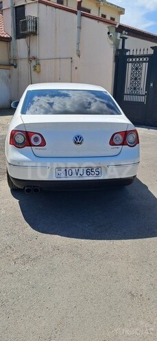 Volkswagen Passat-2