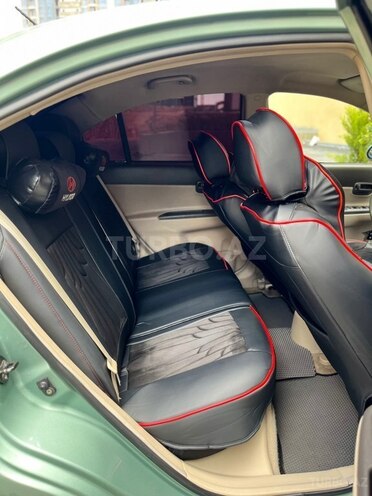 Hyundai Accent-15