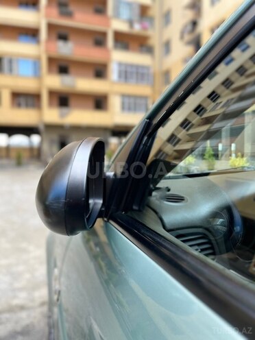Hyundai Accent-8