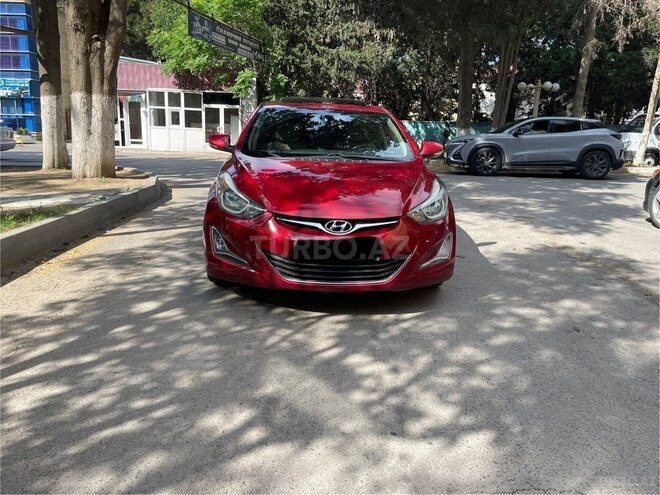 Hyundai Elantra-1