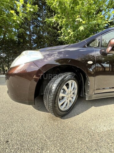 Nissan Tiida-8