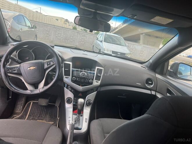 Chevrolet Cruze-2