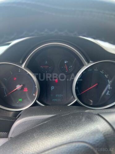 Chevrolet Cruze-5