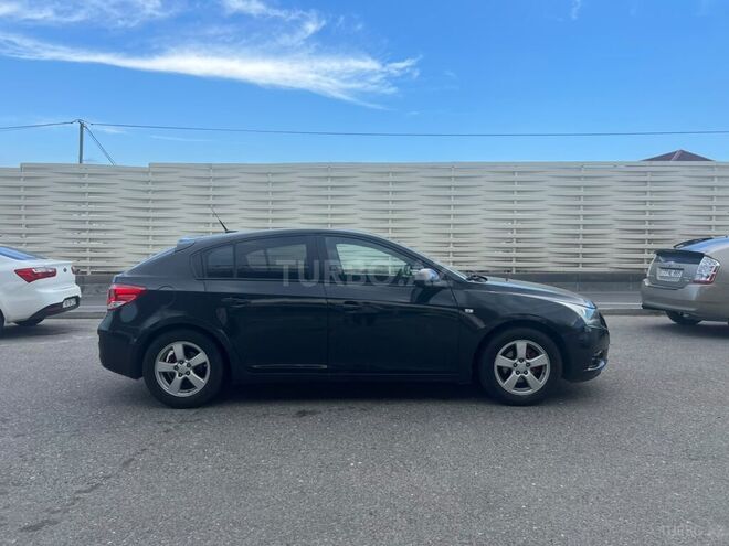 Chevrolet Cruze-6