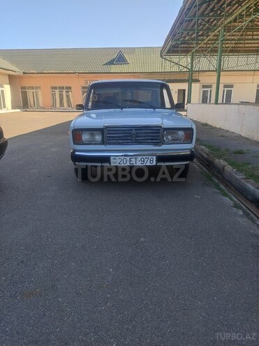 LADA (VAZ) 2107-1