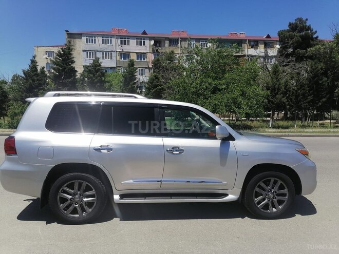Lexus LX 570-4
