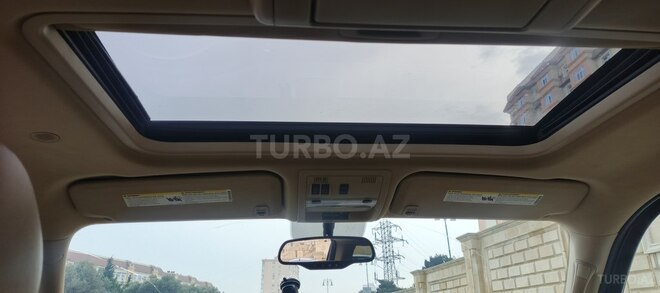 Chevrolet Suburban-7