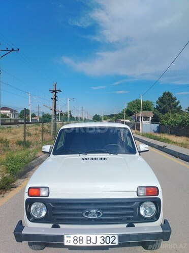 LADA (VAZ) Niva-8