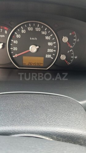 Kia Carens-12
