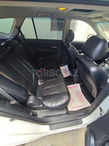 Kia Carens-6