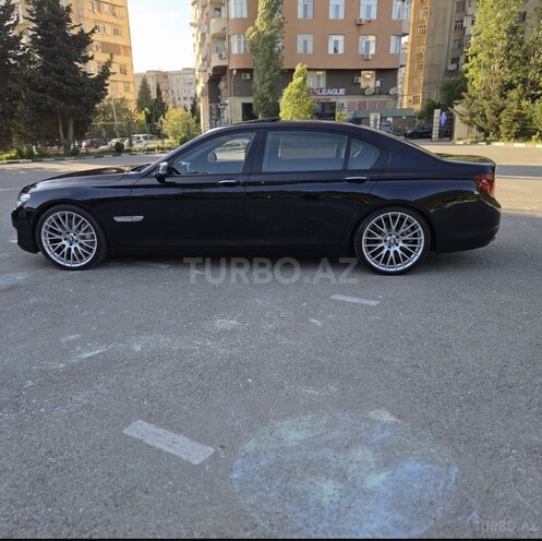 BMW 750-9