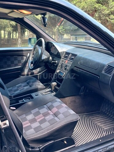 Mercedes C 220-13