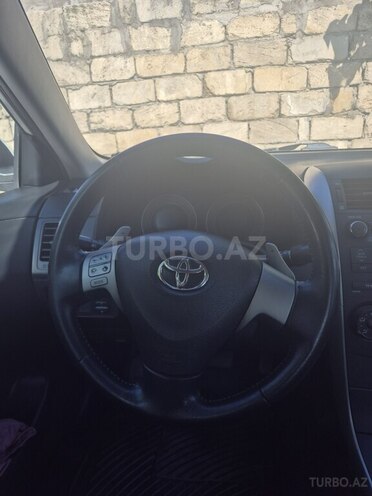Toyota Corolla-14