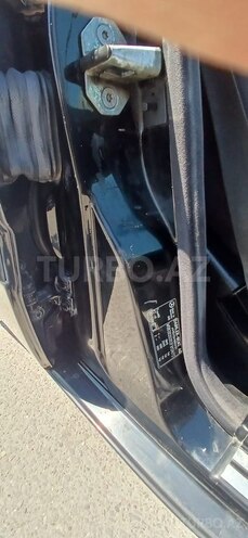 Mercedes C 200-11