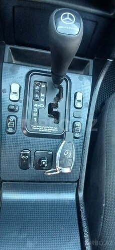 Mercedes C 200-8