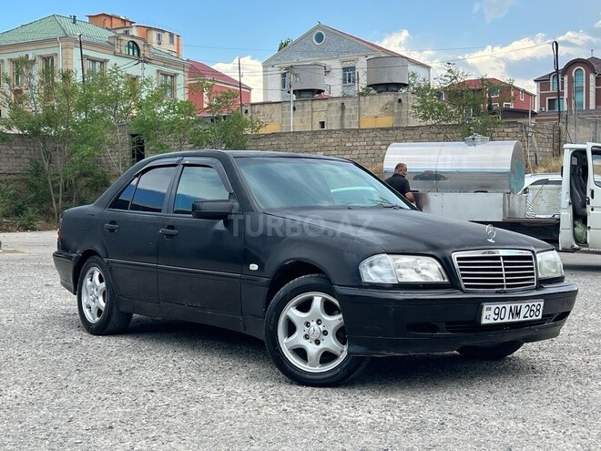 Mercedes C 200-1