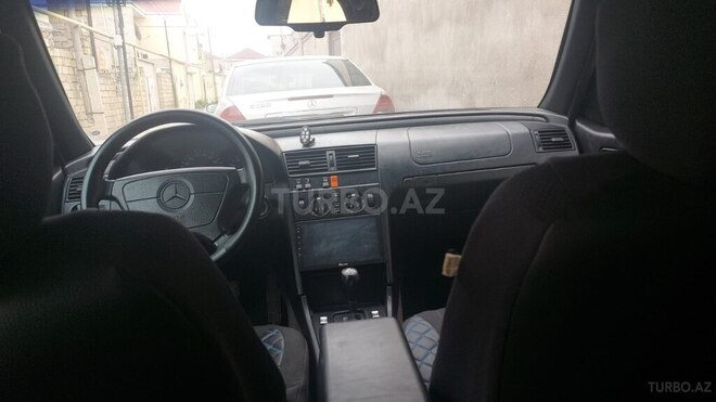Mercedes C 180-7