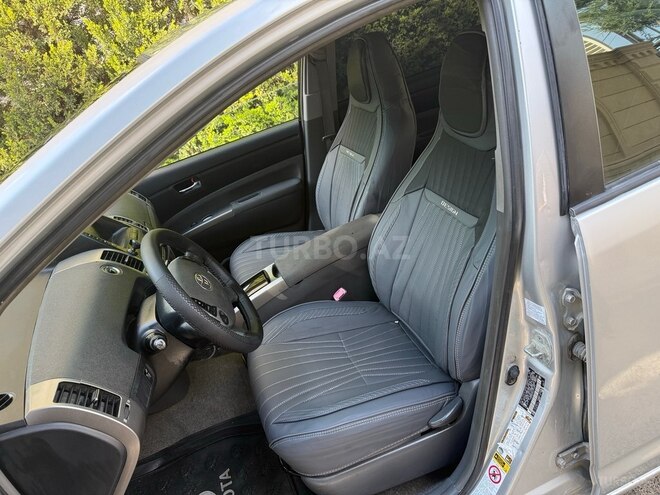 Toyota Prius-9