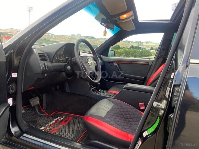 Mercedes C 220-11