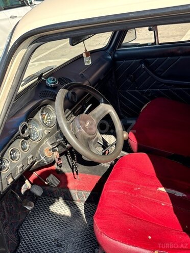 LADA (VAZ) 2106-8