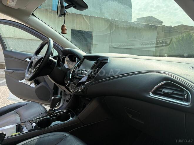 Chevrolet Cruze-4