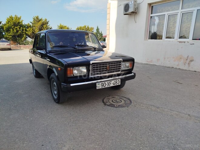 LADA (VAZ) 2107-5