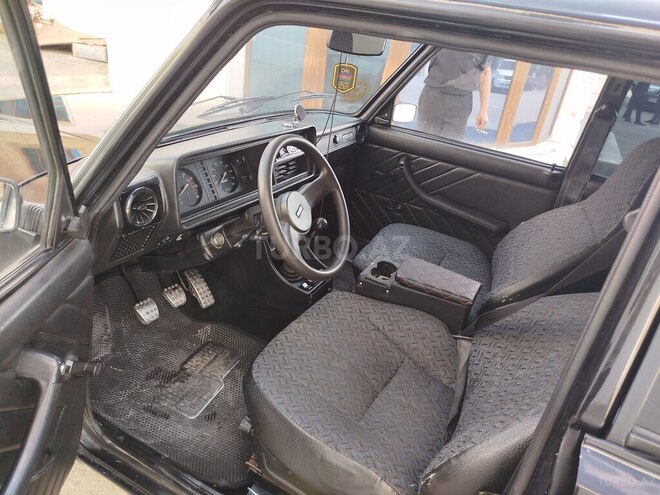 LADA (VAZ) 2107-9