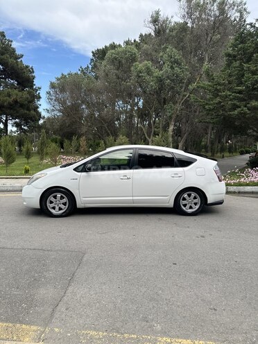 Toyota Prius-6