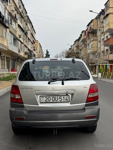 Kia Sorento-9