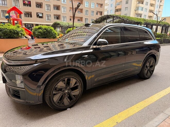 Li Auto L7-4