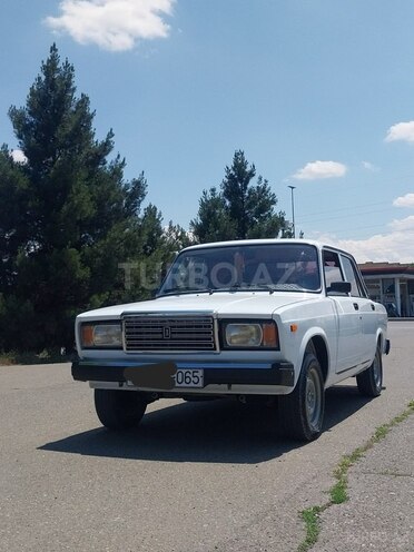 LADA (VAZ) 2107-1
