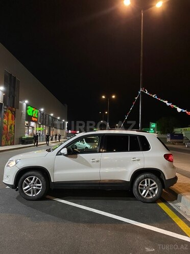 Volkswagen Tiguan-6