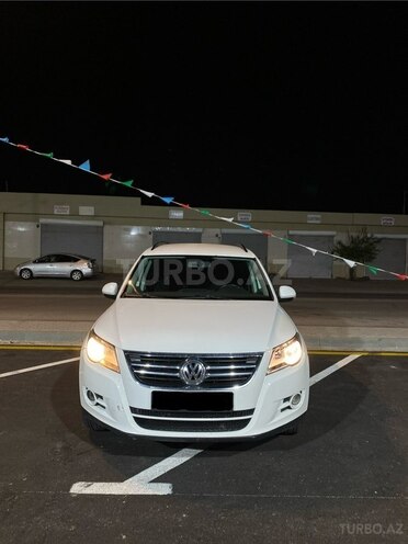Volkswagen Tiguan-1