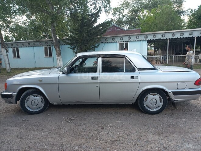 GAZ 3110 "Volga"-4