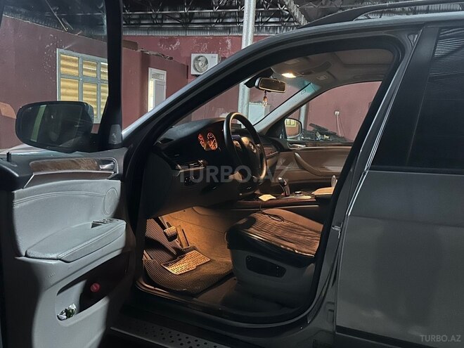 BMW X5-8