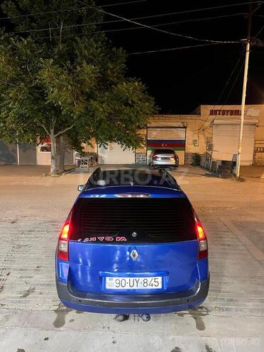 Renault Megane-6