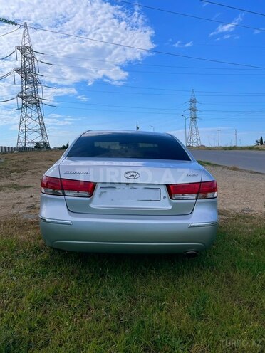 Hyundai Sonata-2