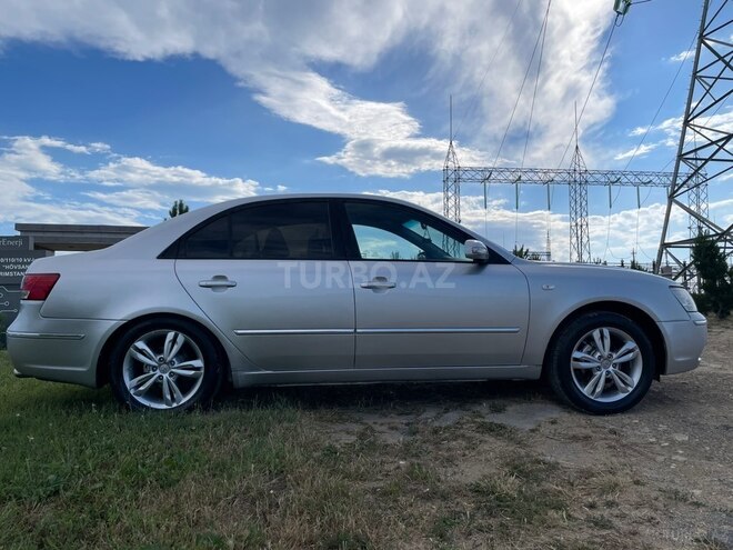 Hyundai Sonata-9