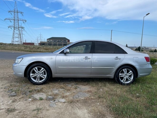 Hyundai Sonata-10