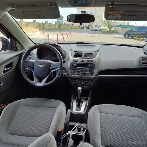 Chevrolet Cobalt-8