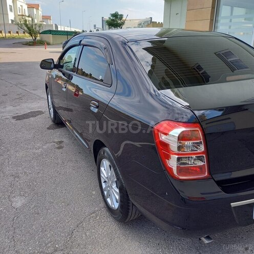 Chevrolet Cobalt-10