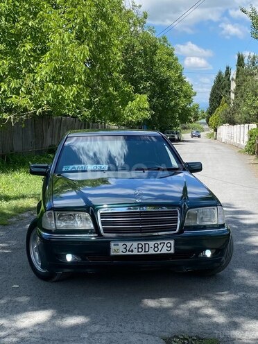 Mercedes C 200-1