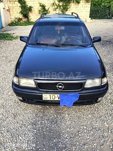 Opel Astra-1