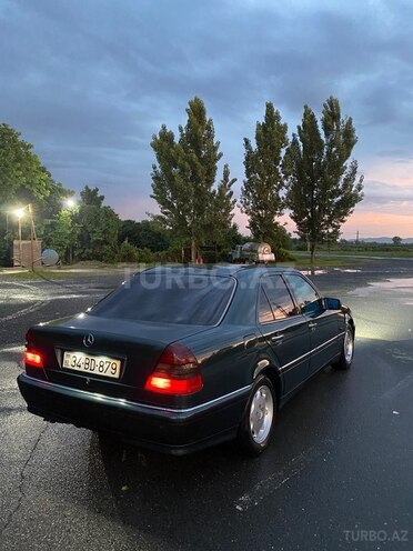 Mercedes C 200-7