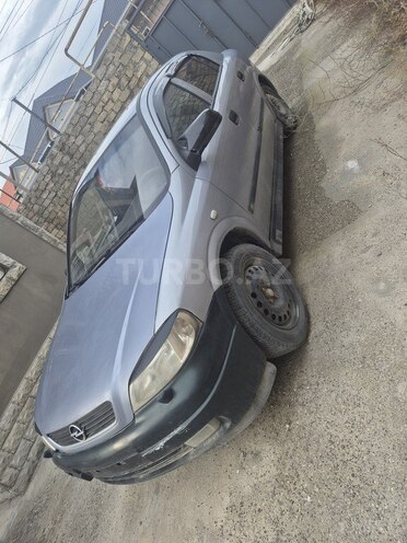 Opel Astra-1