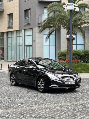 Hyundai Sonata-10