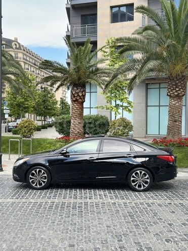 Hyundai Sonata-7