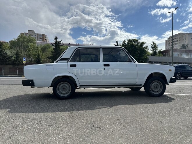 LADA (VAZ) 2107-5